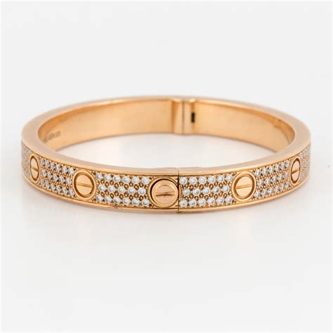 cartier clasp bracelet|types of cartier bracelets.